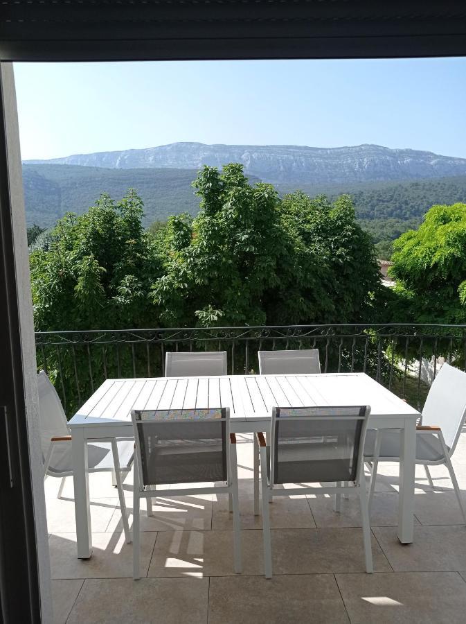 La Maison De Papou La Vigne A Nans Les Pins 83860 Экстерьер фото